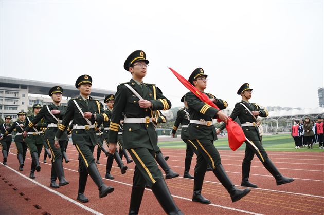 温暖“她”心扉 凝聚“她”力量——棠外举行2024年“三八”国际劳动妇女节庆祝表彰大会