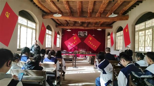 周行天下,育人文情怀;纵展心目,养青春精神——棠外高2023级师生研学西柏坡