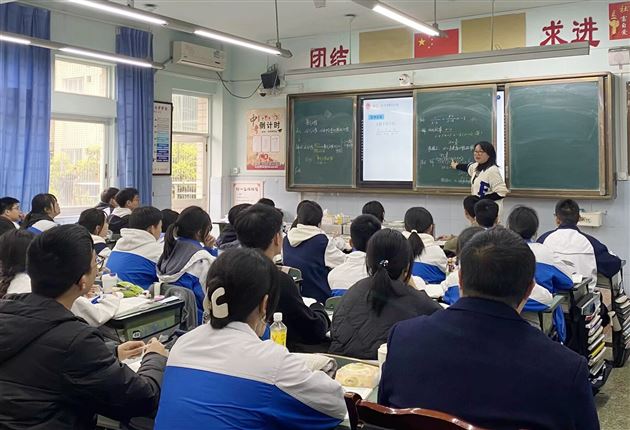 能力提升 ,聚焦“四个维度” ——若尔盖县教育人才“梯进式”培养培训在棠外开展