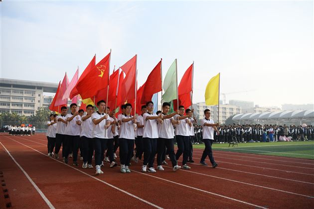 棠外高中第二十届田径运动会如期举行