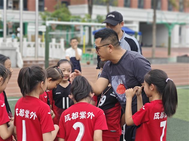 棠外附小在双流区第三届校园排球比赛中荣获五项一等奖