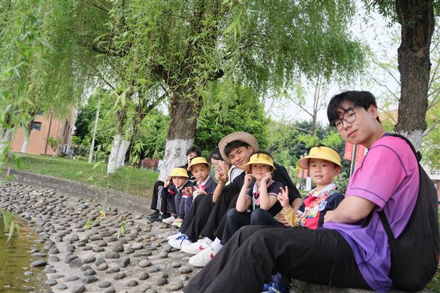 踏青季，游民大——棠湖仁智幼儿园大班社会实践活动 