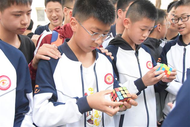 “智”趣比拼 “慧”玩数学 ——棠外初中举办第六届数学文化节