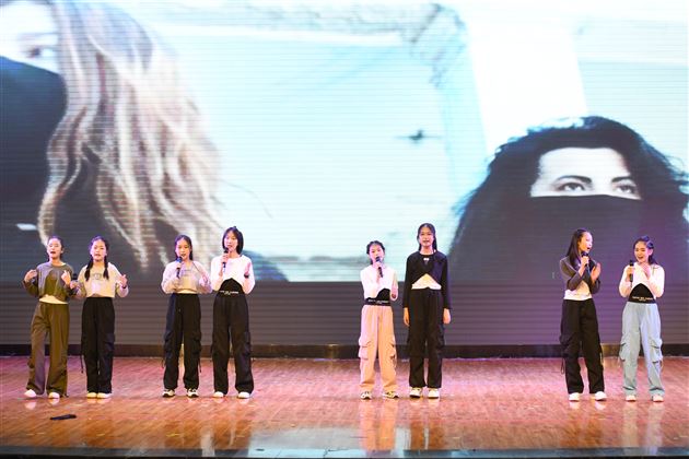 “英”悦之Sing,歌声飞Young——记棠外初2023级英语素质展示活动