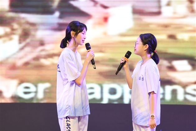 “英”悦之Sing,歌声飞Young——记棠外初2023级英语素质展示活动