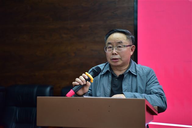 人文考古社原社长兼指导教师袁祥龙老师发言