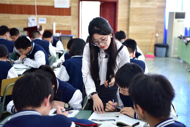 优化课堂观察,促进教学变革——棠外隆重举行成都市“教师发展基地校开放周活动”