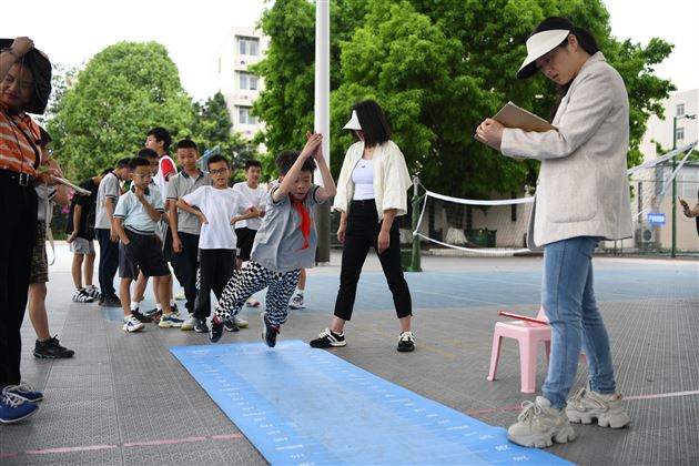 体育无处不在 运动无比精彩——棠外附小体育节暨第十九届田径运动会盛大开幕