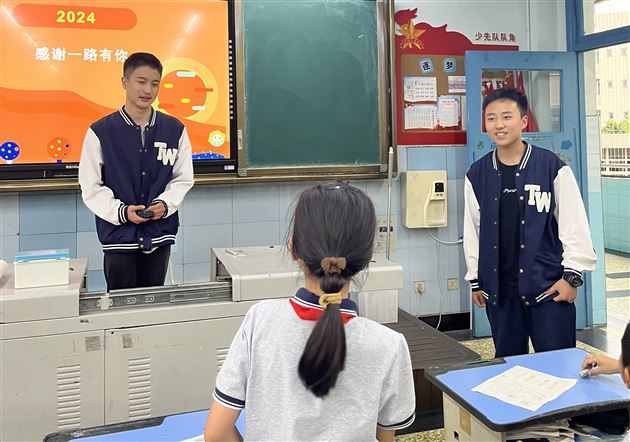 棠外附小惊现一波“小老师”——棠外第二届“大手牵小手”心理志愿者活动暨2024“5·25心理健康节”系列活动(十)