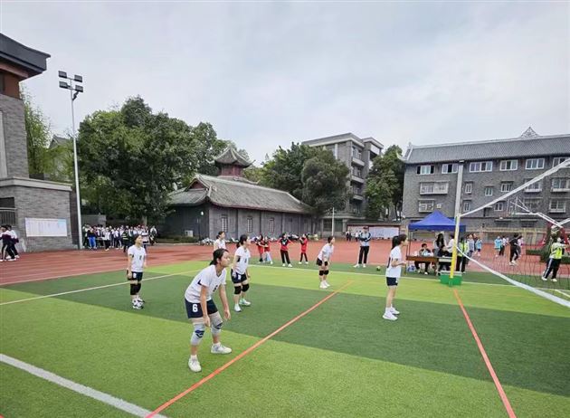 喜报:棠外初中在双流区第三届校园排球比赛中荣获两项一等奖