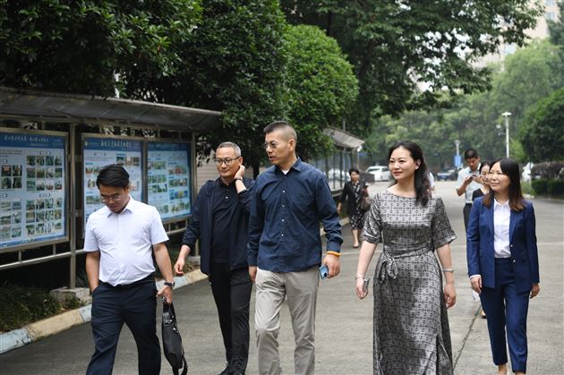 蓉港携手教育交流,两地联动合作共建——蓉港教育访问团莅临棠外交流