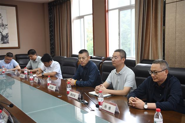 蓉港携手教育交流,两地联动合作共建——蓉港教育访问团莅临棠外交流