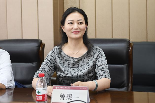 蓉港携手教育交流,两地联动合作共建——蓉港教育访问团莅临棠外交流