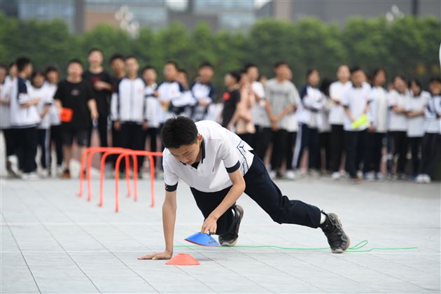 棠外初中首届体育“五项全能”班级联赛圆满落幕