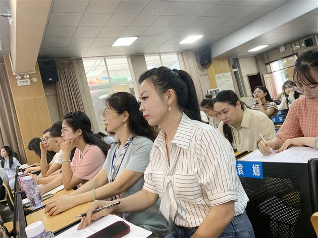 看见孩子促润心 智慧赋能助成长——棠外附小周露伊老师为双流区小学德育教研做育人故事分享