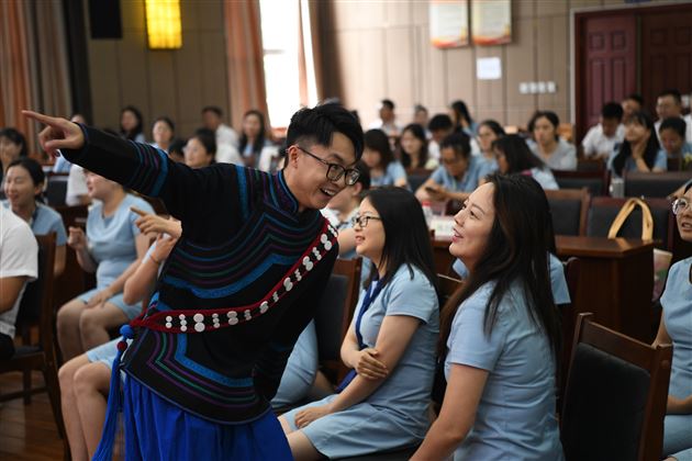 筑梦教育,研教同行——记棠外附小2023-2024学年度学术年会