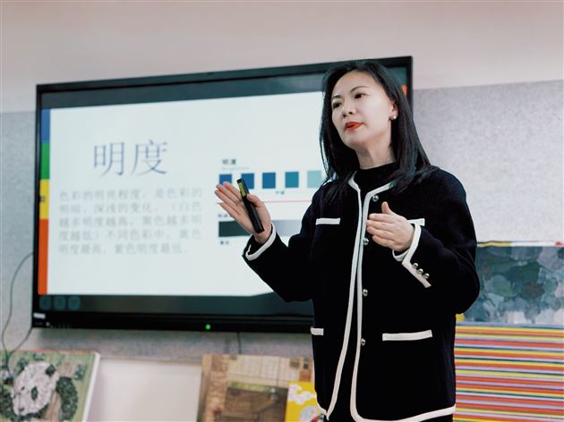 棠外教师代伟鹤受聘担任西南民族大学艺术学院美术专业外聘教师