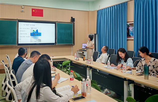 语文组 何芝林老师