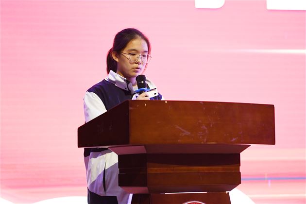 芳华待灼 履践致远——棠外高2023级举行10月质量检测表彰大会