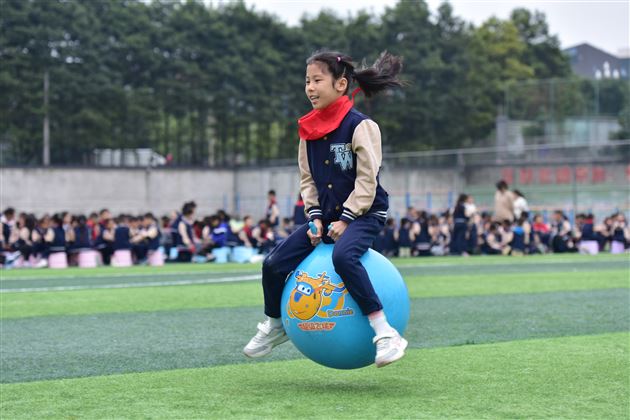 传承奥运精神 “趣”享活力童年——棠外附小成功举办2024年冬季集体项目趣味运动会