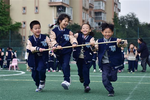 传承奥运精神 “趣”享活力童年——棠外附小成功举办2024年冬季集体项目趣味运动会
