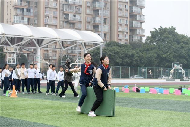 传承奥运精神 “趣”享活力童年——棠外附小成功举办2024年冬季集体项目趣味运动会