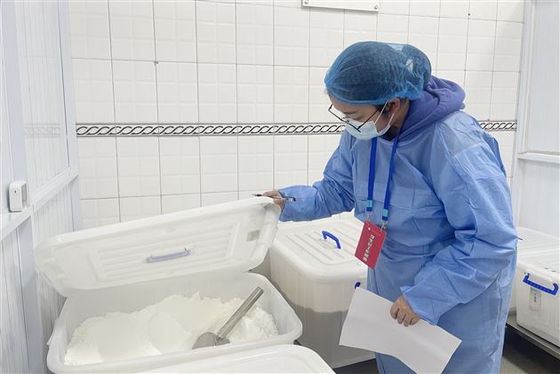 健康相伴,眼见为“食”——棠外膳食管理学生委员会深入学校餐厅参观