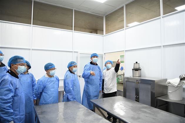 健康相伴,眼见为“食”——棠外膳食管理学生委员会深入学校餐厅参观