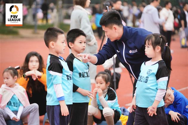 棠宝球队再获成都市“三大球”城市联赛一等奖