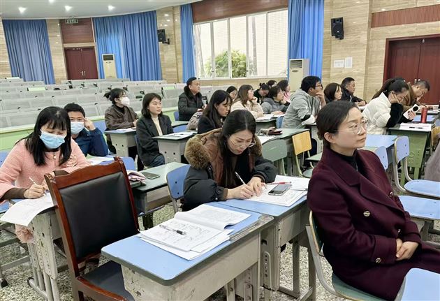 思行并进携手远 研学互促谱新篇——核心素养下的初中数学专题课教研活动