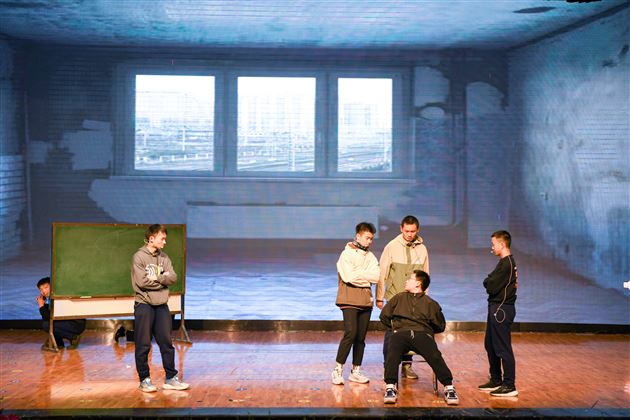 志学之路 共启未来——棠外举行2024年纪念“一二·九”爱国学生运动89周年主题团日活动