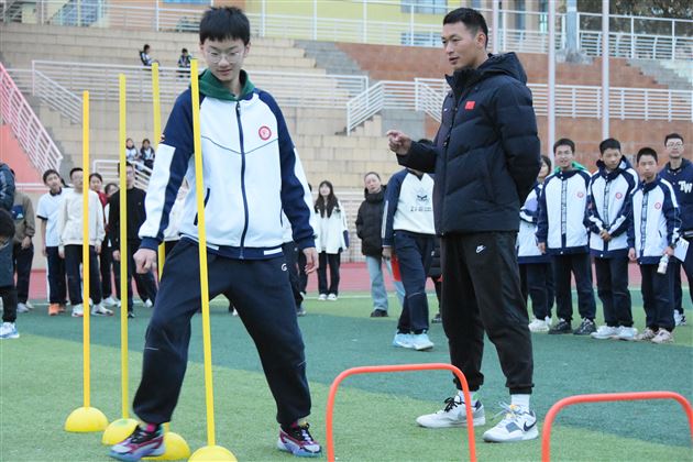五项全能展风采 全面比拼亮英姿——初中五项全能体育比赛圆满落幕