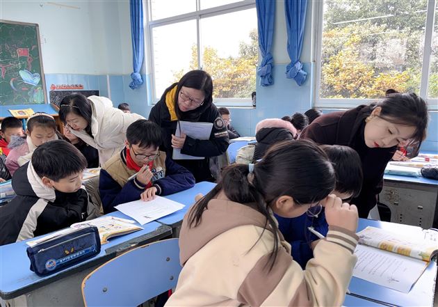 深化小初教学衔接 共谋一体化发展新篇章——棠外小初英语教研组举行衔接教学研讨会