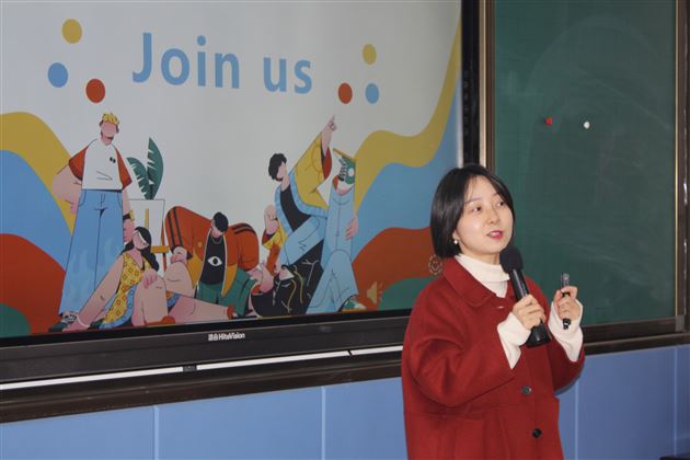 “合”你有约 “竞”待花开——棠外开展高三学生心理团体辅导
