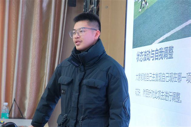 青春挥汗绿茵场 家校关怀同筑梦——记棠外高2022级足球生家校联席会