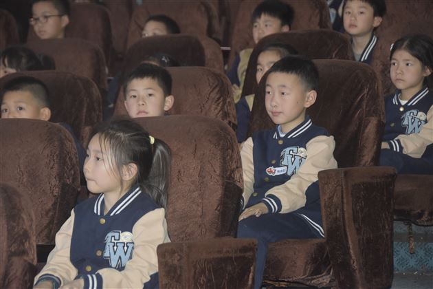 “红领巾时光列车”的奇妙旅程——记棠外附小一年级家长义工课堂