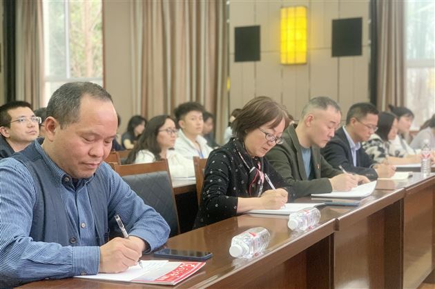 强化党建引领 培育教育家精神