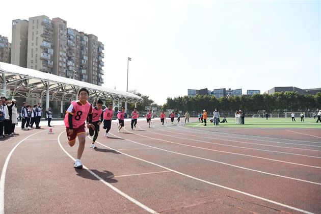 火力少年 逐梦赛场——棠外附小隆重举行第二十届田径运动会