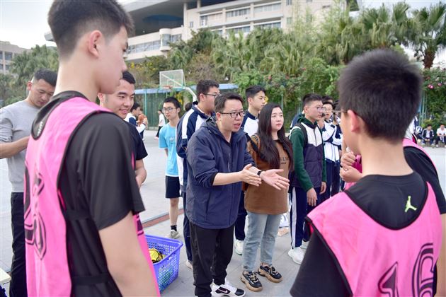 青春跃动展风采 聚力拼搏共成长——棠外初中开展初2023级5人制班级篮球联赛圆满落幕