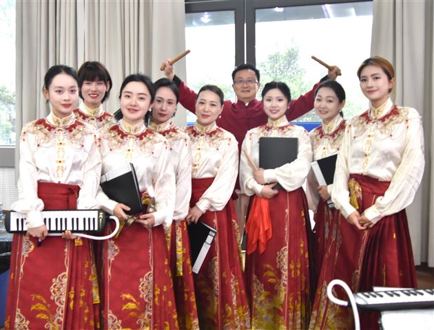 棠外音乐组包揽三项一等奖 闪耀双流区课堂乐器大赛