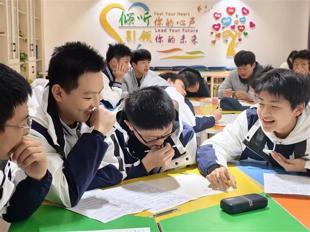 以合伙人之名,赴成长之约——记棠外高中生涯规划系列活动