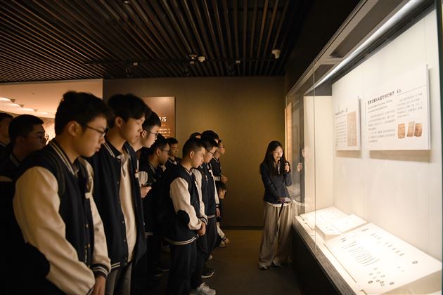 棠外联合西南财经大学开展高中青年学生党校专题培训暨“五四”青年节特别主题团日活动