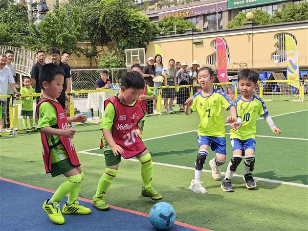 棠湖仁智幼儿园成功承办双流区第三届“空港杯”青少年校园足球菁英联盟赛(幼儿组)比赛