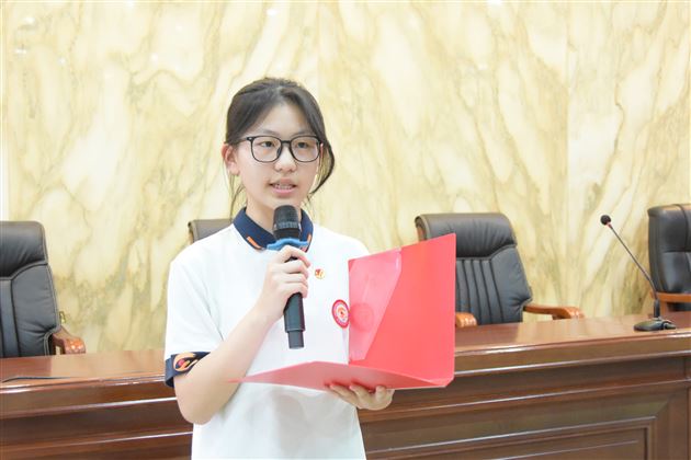 红心向党聚,入团赴新程——棠外初中举行2024-2025学年度下学期入团仪式