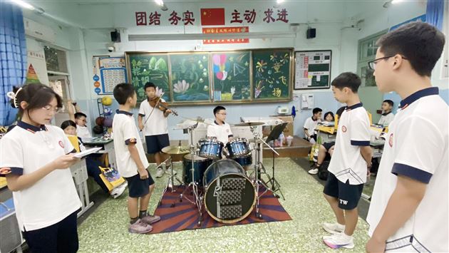 告别童年 启航青春——棠外初2024级“六一”成长仪式暨端午主题活动侧记