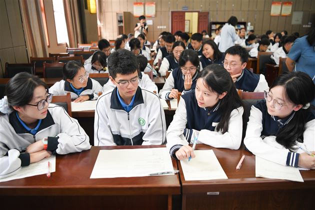 同播石榴籽 共筑中国梦——甘肃民族地区·西南民族大学·成都棠湖外国语学校 各族青少年手拉手交流活动