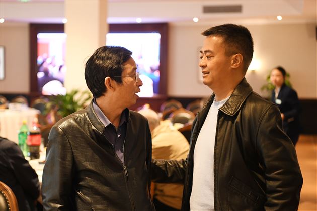 培根铸魂育栋梁 重阳佳节敬师贤——成都棠湖外国语学校2025年重阳敬老活动