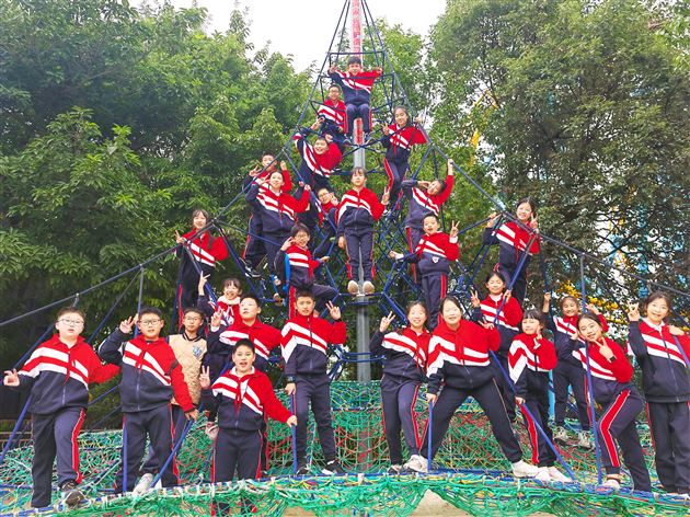 秋来正是读书季 研学正是好时节——记棠外附小六年级欢乐谷“探力学奥秘 品乐园趣味”研学之旅