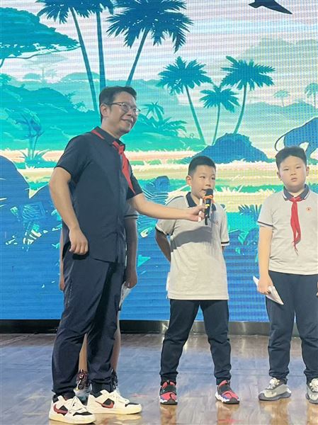 戏剧叩开山海  情怀浸润童心——记棠外附小五年级家长义工课堂 