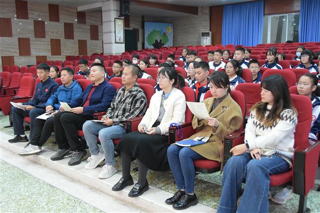 青春展风采 担当向未来——棠外初2025级学生会选举大会圆满落幕